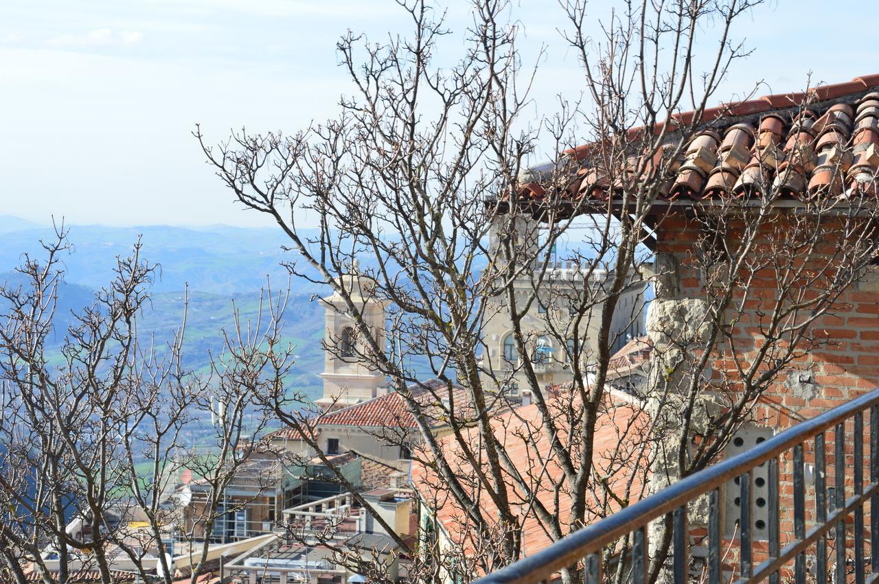 Hotel La Rocca San Marino Exterior foto